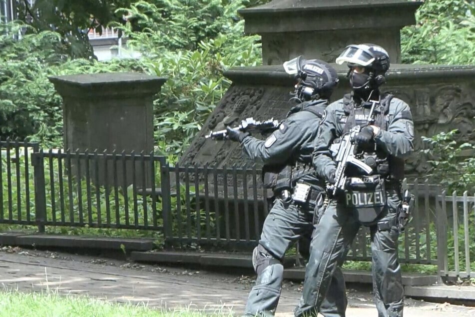 Mitte Juni wurde ein 45-Jähriger durch Schüsse schwer am Bein verletzt.