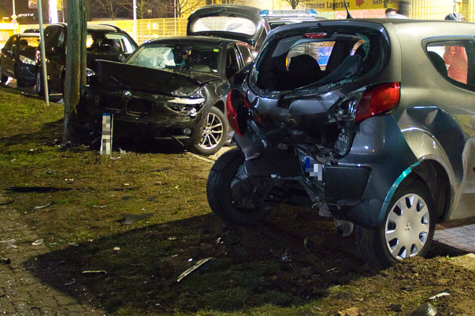 Mehrere Autos wurden bei der Karambolage in Griesheim schwer demoliert, verletzt wurde glücklicherweise niemand.