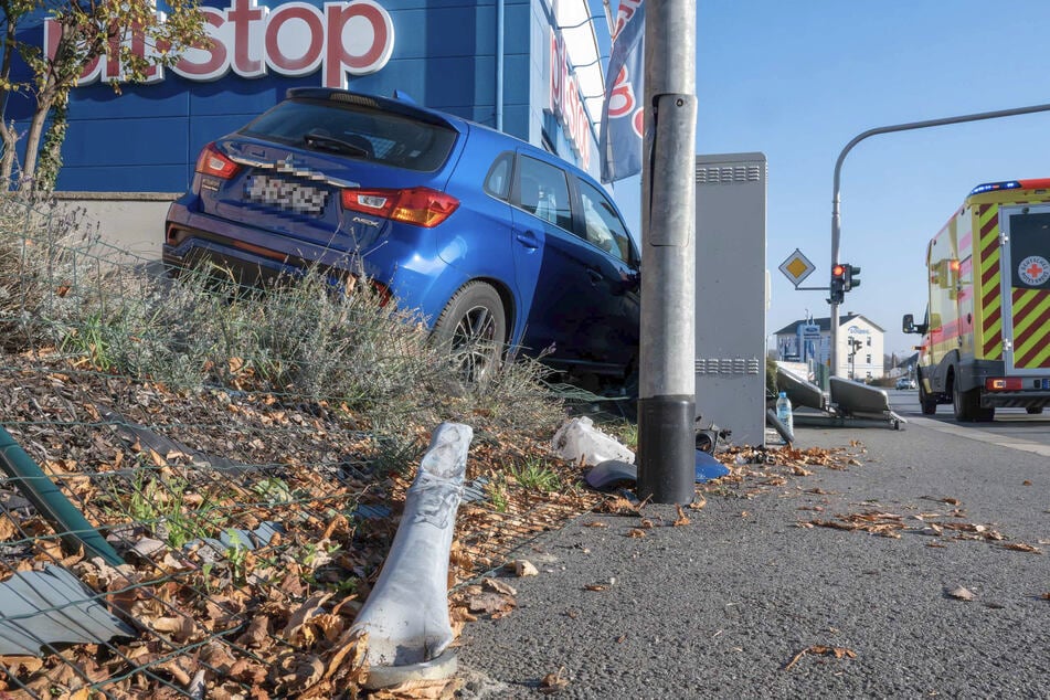 Die Fahrerin (28) soll unter Alkoholeinfluss gestanden haben.