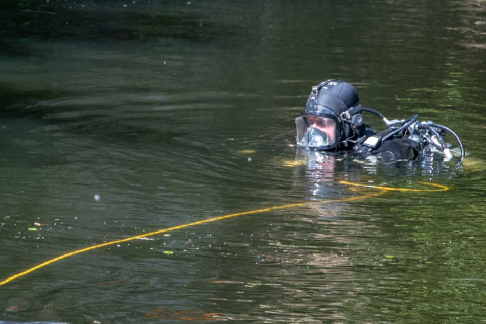 Keine Angabe mehr über Wassertemperatur: Polizei und Feuerwehr werden von Bürokratie-Irrsinn befreit