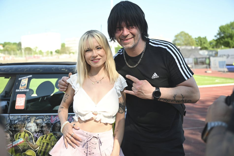 Ikke Hüftgold (49, bürgerlich Matthias Distel) entdeckte Mia Julia (39) und brachte sie groß raus.