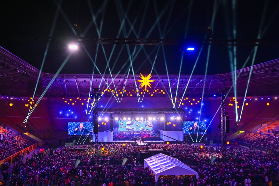 In knapp neun Monaten kann beim Adventskonzert im Dynamo-Stadion wieder gemeinsam gesungen werden.