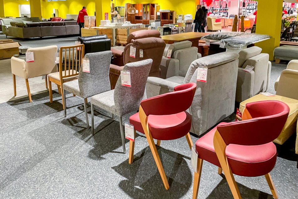 Höffner gibt riesige Rabatte auf mindestens 30.000 Artikel