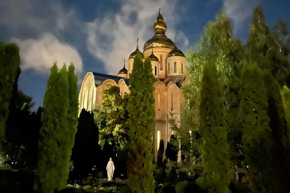 Die St.-Michaels-Kathedrale in Tscherkassy wurde im Jahr 2000 erbaut und ist seit dem 17. Oktober 2024 Teil der Orthodoxen Kirche der Ukraine.