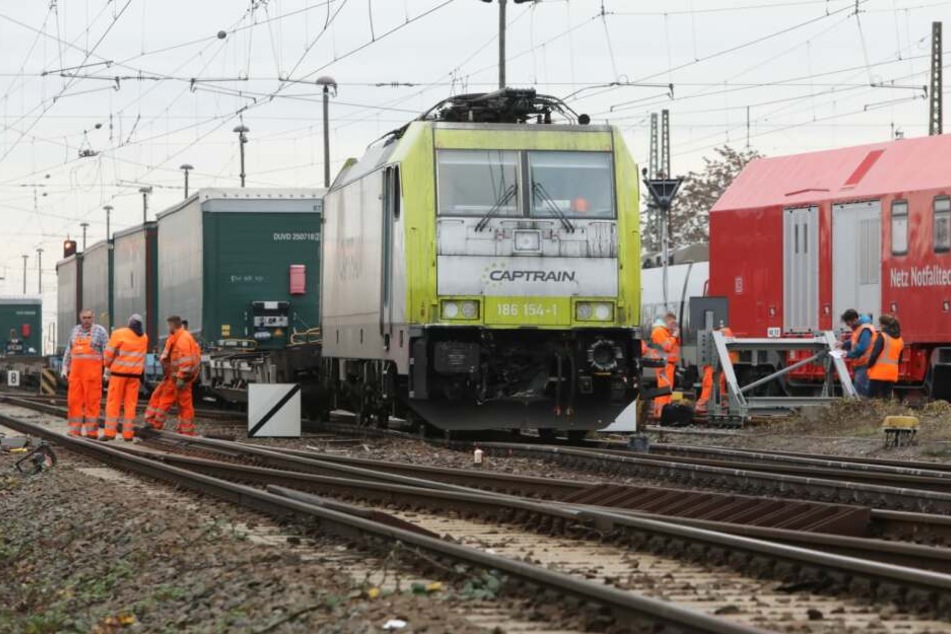 Dieser Güterzug war mit einer S-Bahn zusammengeprallt.