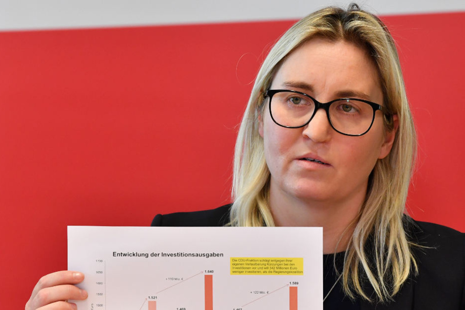 Susanne Hennig-Wellsow stellte den Entwurf vor. (Archivbild)