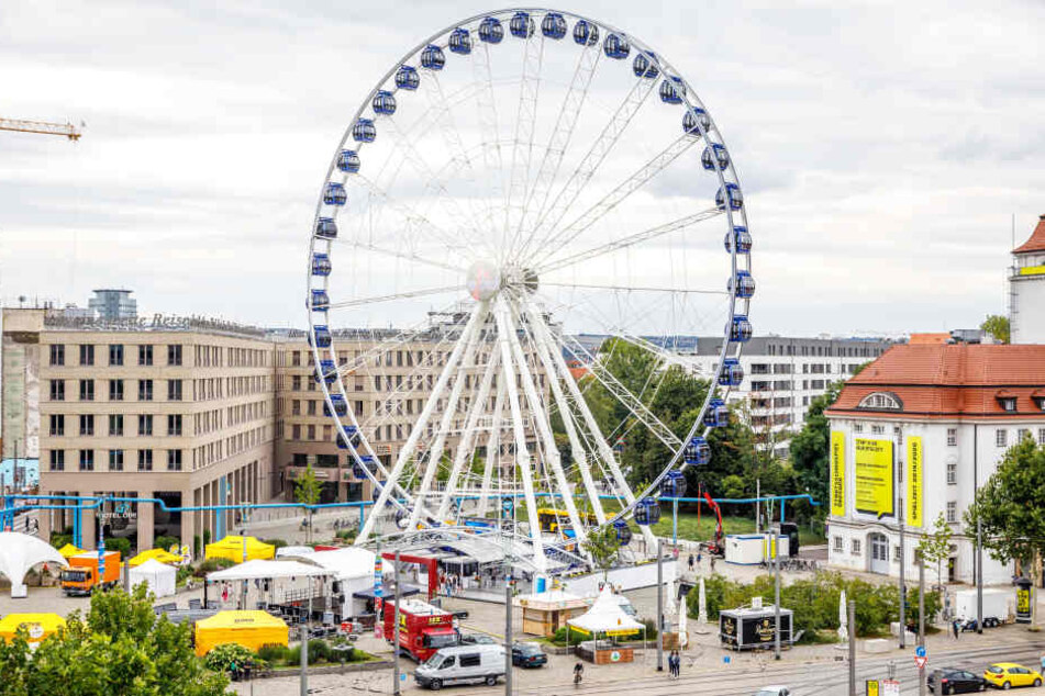 Das Riesenrad auf dem Postplatz rund um das Stadtfest ist in Gefahr.