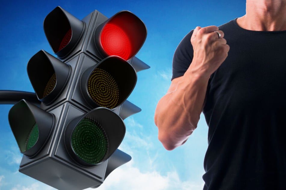 Bei einer roten Ampel mussten die Autos halten und die Situation eskalierte (Symbolbild).