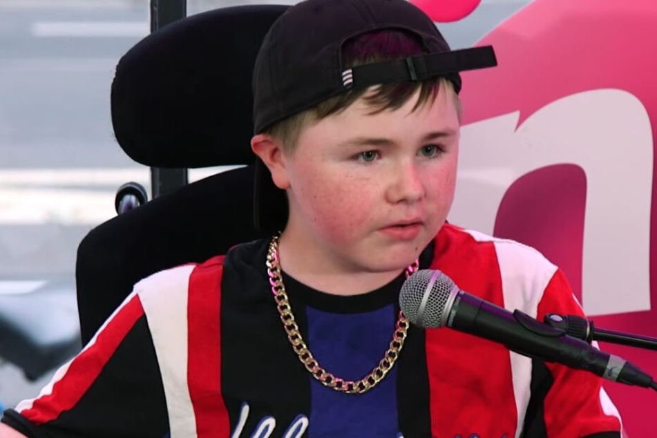 Carl Josef (14) war jüngster Gast bei NighWash in Köln. Sein Comedy-Auftritt war ein voller Erfolg.