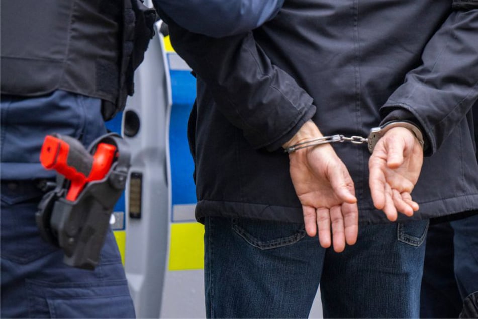 Frau wird angefahren und schwer verletzt: Ehemann soll Tötung beauftragt haben