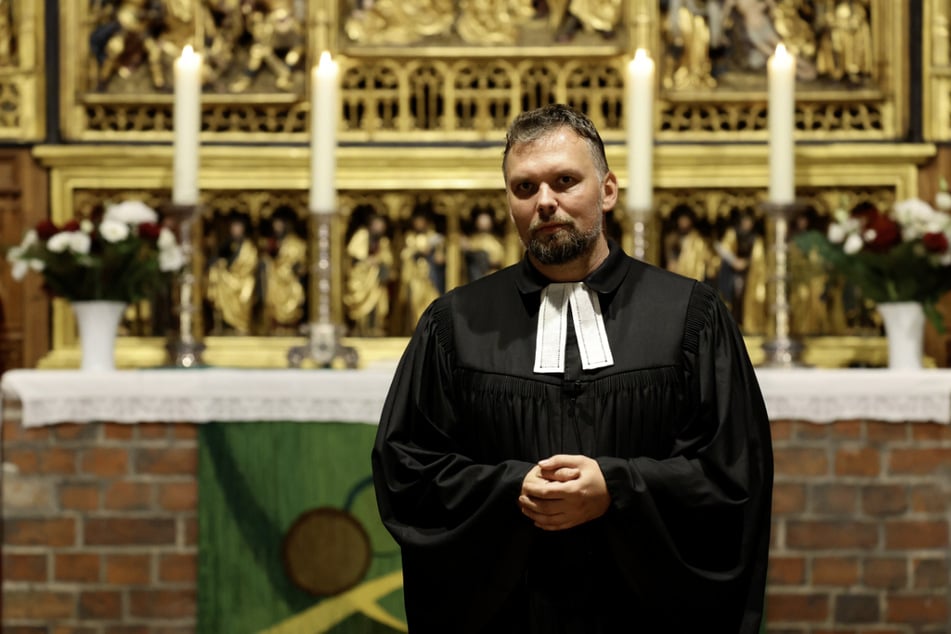 Pastor Jens-Peter Schulz plant mit der Familie einen Trauergottesdienst.
