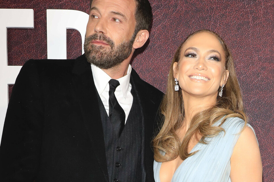 Ben Affleck (l) and Jennifer Lopez (r) recently rekindled their romance after the latter split from Alex Rodriguez.