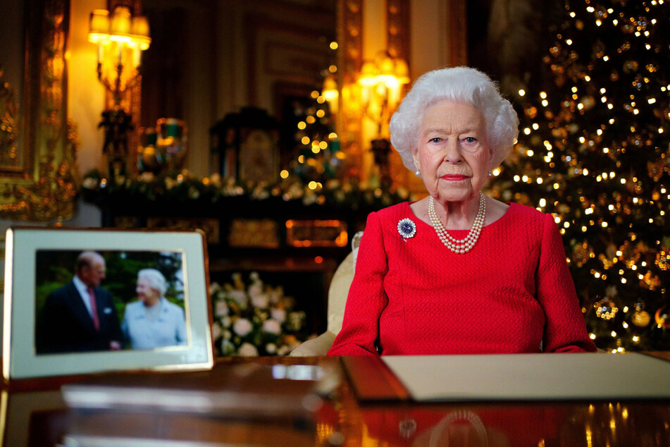 Buckingham Palace released a new photo of Queen Elizabeth II recording her annual Christmas broadcast in the White Drawing Room in Windsor Castle.