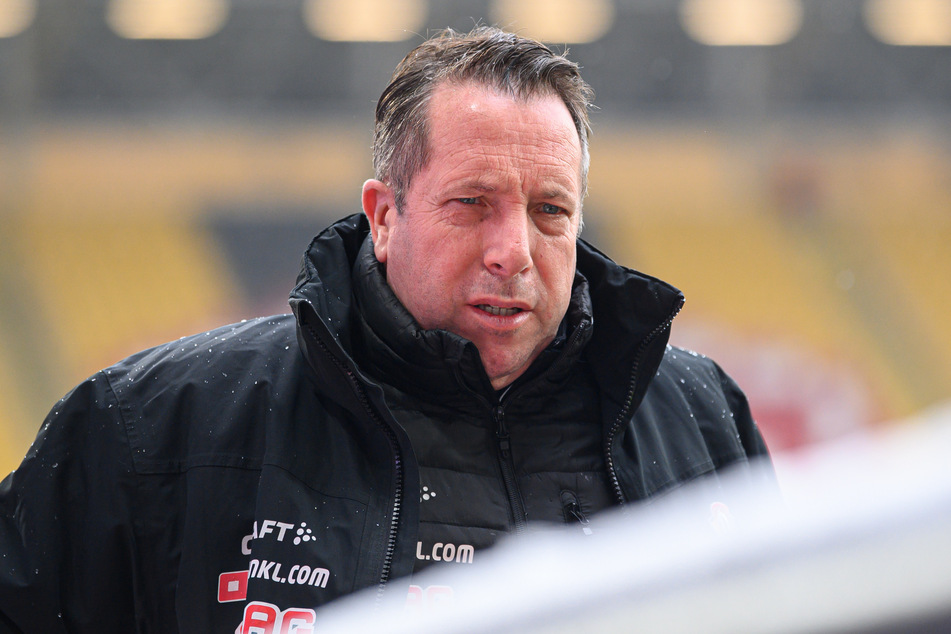 Der positive Corona-Test von unter anderem Trainer Markus Kauczinski (50) sorgte für die Absage des Spiels gegen Wiesbaden.