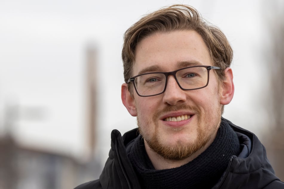 Stefan Engel (30, SPD) kritisiert das "Schneckentempo" des Rathauses.