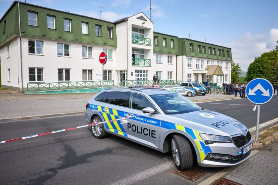 Der mutmaßliche Totstecher (38) wird vermutlich in den nächsten Tagen im Tschechisch-deutschen Polizeizentrum in Petrovice an die tschechische Polizei übergeben.