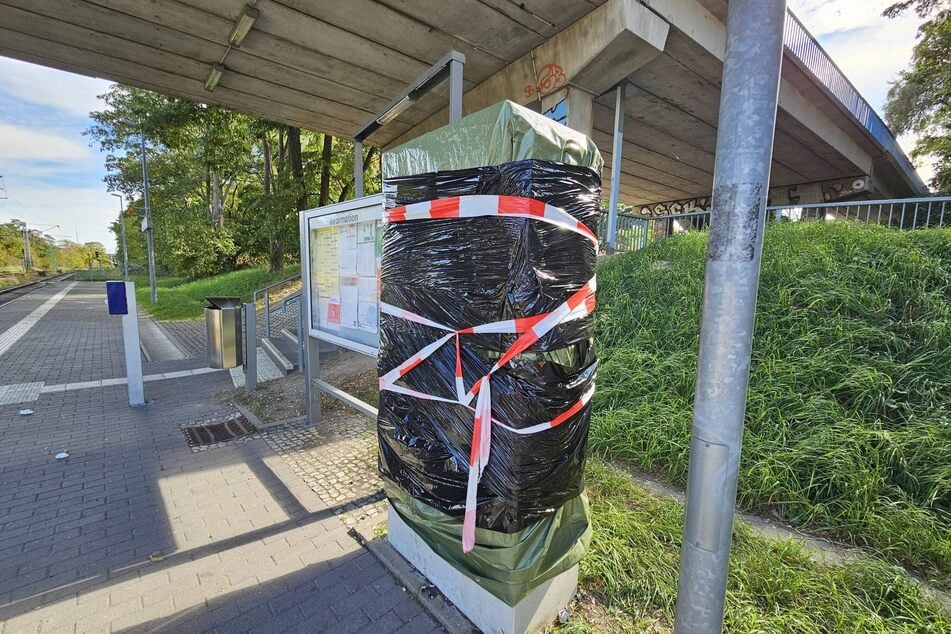 Der Automat wurde aufgesprengt und ist nun nicht mehr nutzbar.