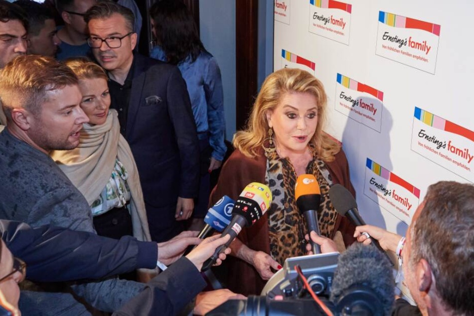Die Presse stürzte sich an dem Abend auf den Weltstar.