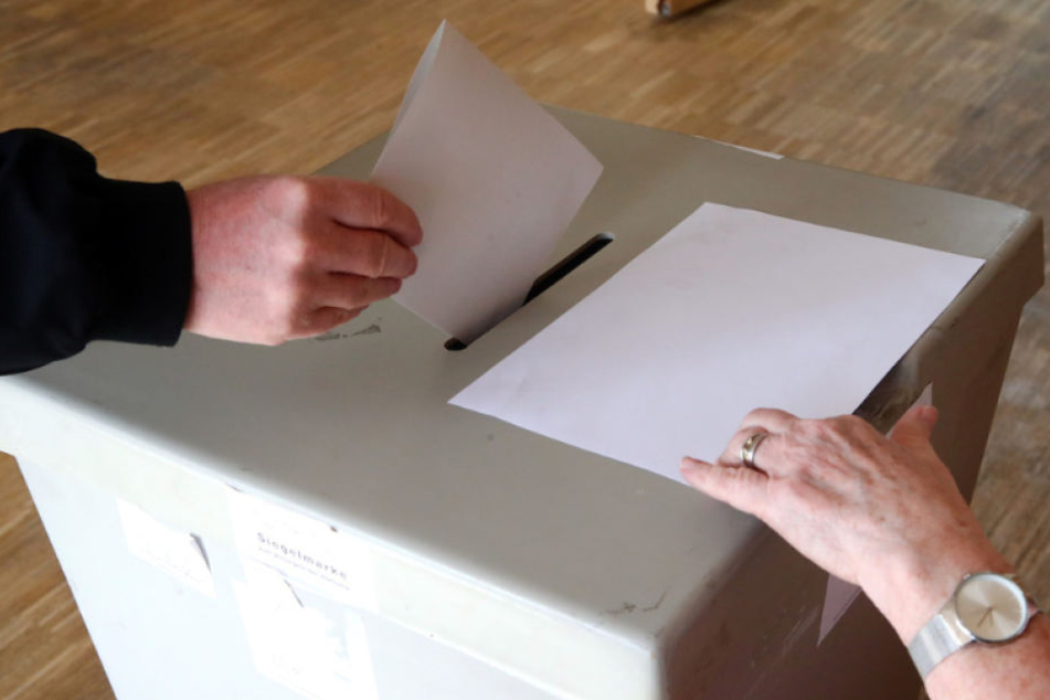Sollte das Urteil rechtskräftig werden, müssen die Cottbuser binnen fünf Monaten erneut zur Wahlurne gehen. (Symbolbild)