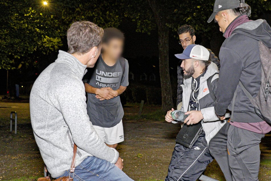 Reporter János Kereszti (l.) erlebte mit der Jugendgang Höhen und Tiefen.