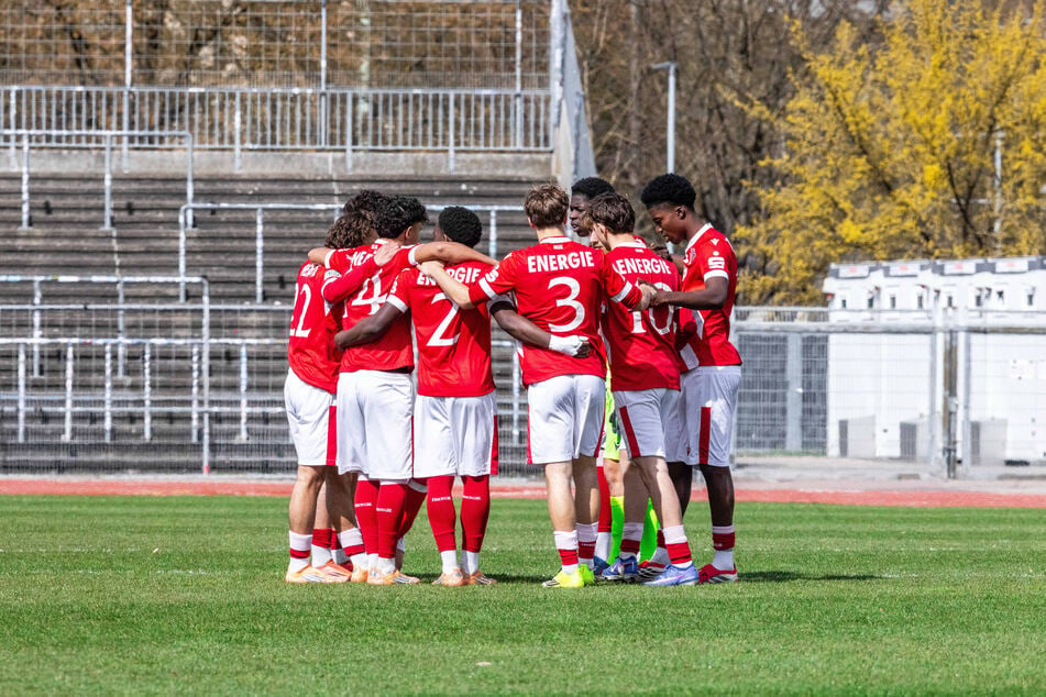 Energies U19 löst sich zu großen Teilen in alle Himmelsrichtungen auf. Die meisten Talente gehen komplett für lau.