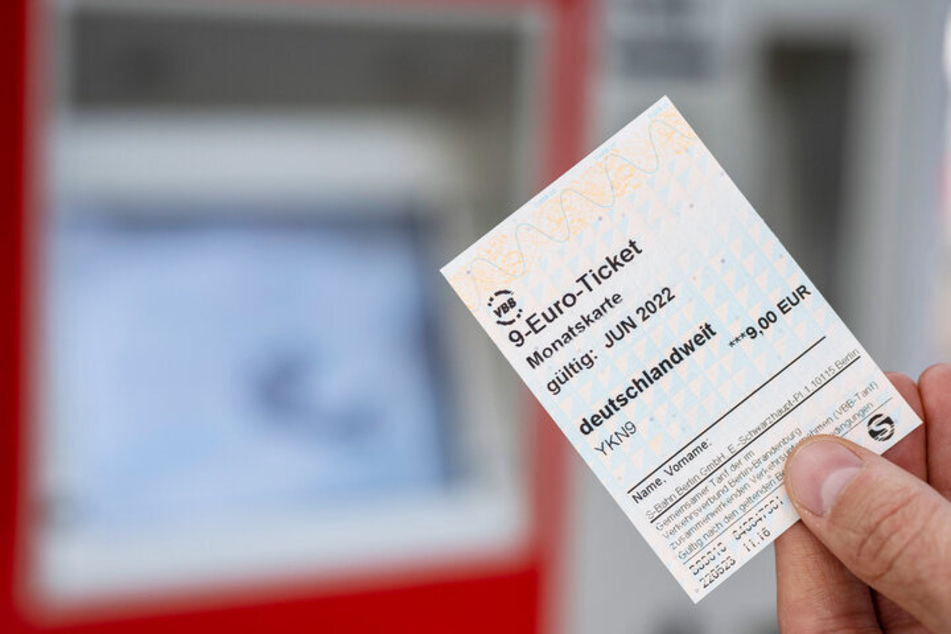 Berlin: 9-Euro-Ticket: Berlins Verkehrssenatorin Bettina Jarasch bezieht Stellung zum Nachfolger