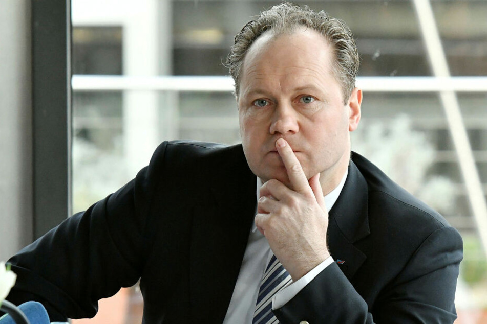 Siegbert Droese (50) sitzt seit September 2017 für die AfD im Bundestag. Die Aussagen des Extremismus-Experten Hajo Funke (74) bezeichnet er als "Rufmord".
