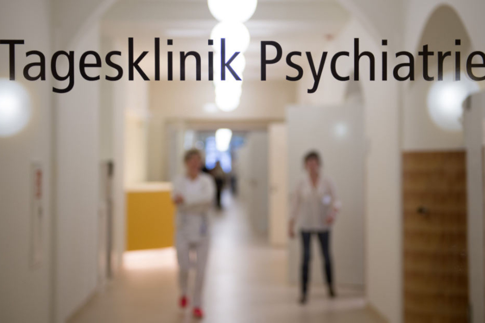 Im Jahr 2016 wurden bei der AOK Baden-Württemberg 14,9 Prozent der Versicherten im Alter von 18 bis 25 Jahren stationär oder ambulant wegen psychischer Erkrankungen behandelt. (Symbolbild)