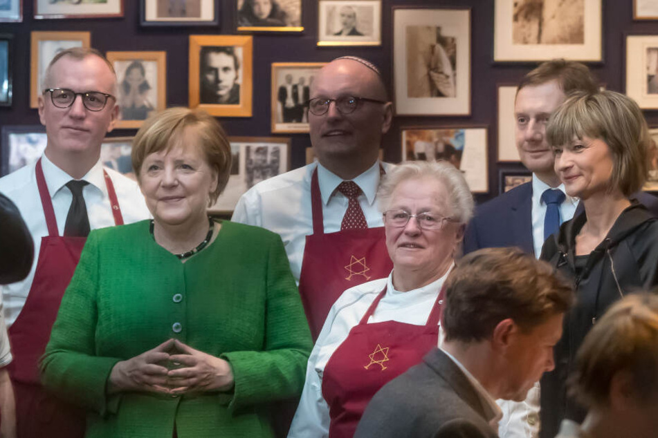 Bundeskanzlerin Angela Merkel am Sonntag im Schalom.