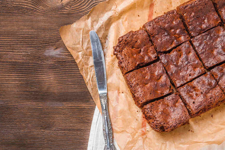 Mit den Brownies wollte sich die Angestellte einen bösen Scherz erlauben. (Symbolbild)