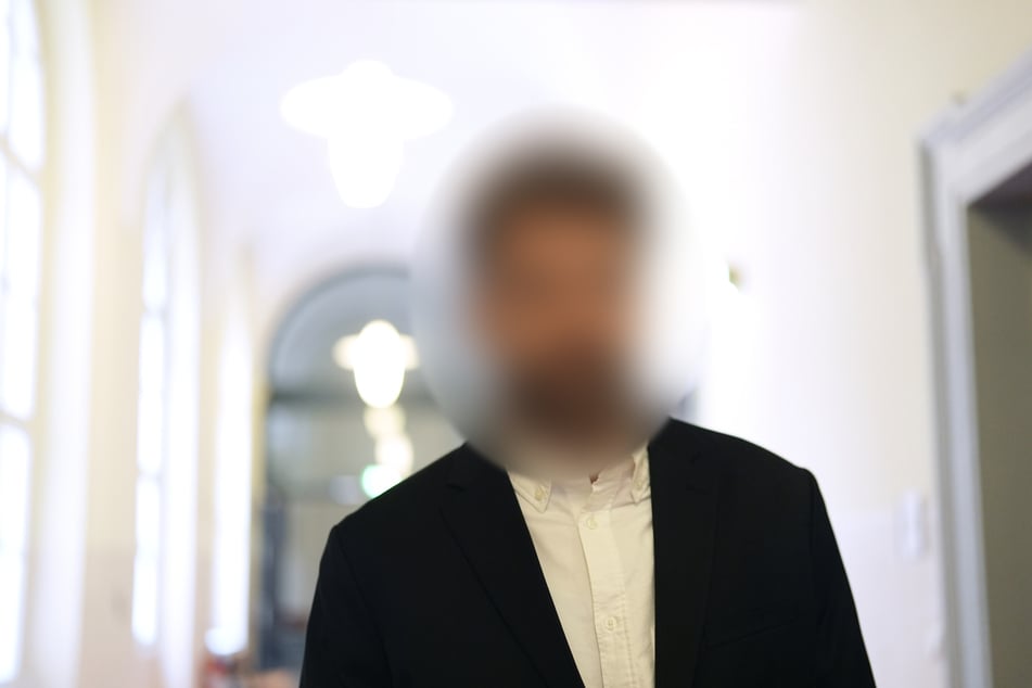 Die Zeugenbefragung von Ex-GNTM-Model und mutmaßlichem Mit-Entführer Jonathan G. (35, l.) wurde am 63. Verhandlungstag abgeschlossen.