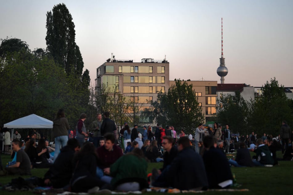 Das Walpurgisnacht-Fest im Mauerpark wird dieses Jahr nicht stattfinden (Archivbild).