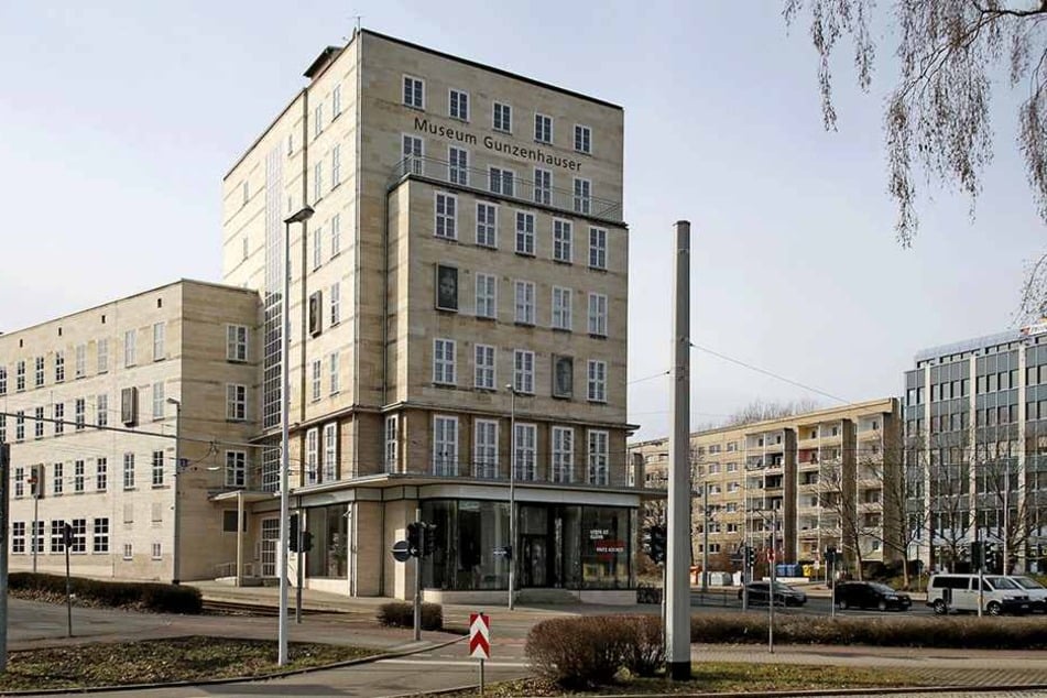 Der 1930 erbaute Chemnitzer Sparkassen-Hauptsitz wurde von 2005 bis 2007 zum Museum Gunzenhauser umgebaut.