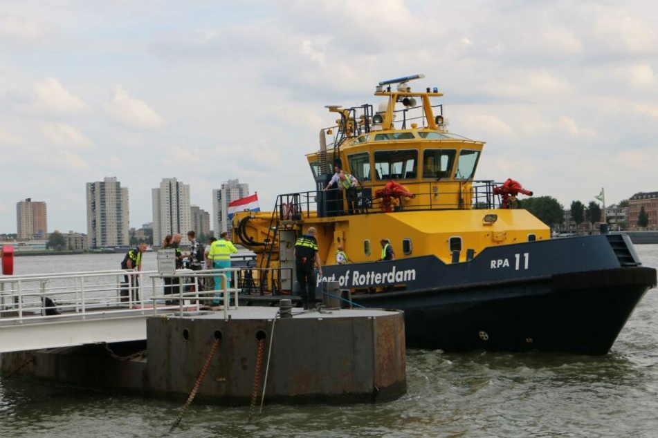 In Rotterdam hat sich am Freitag ein tödlicher Bootsunfall ereignet.