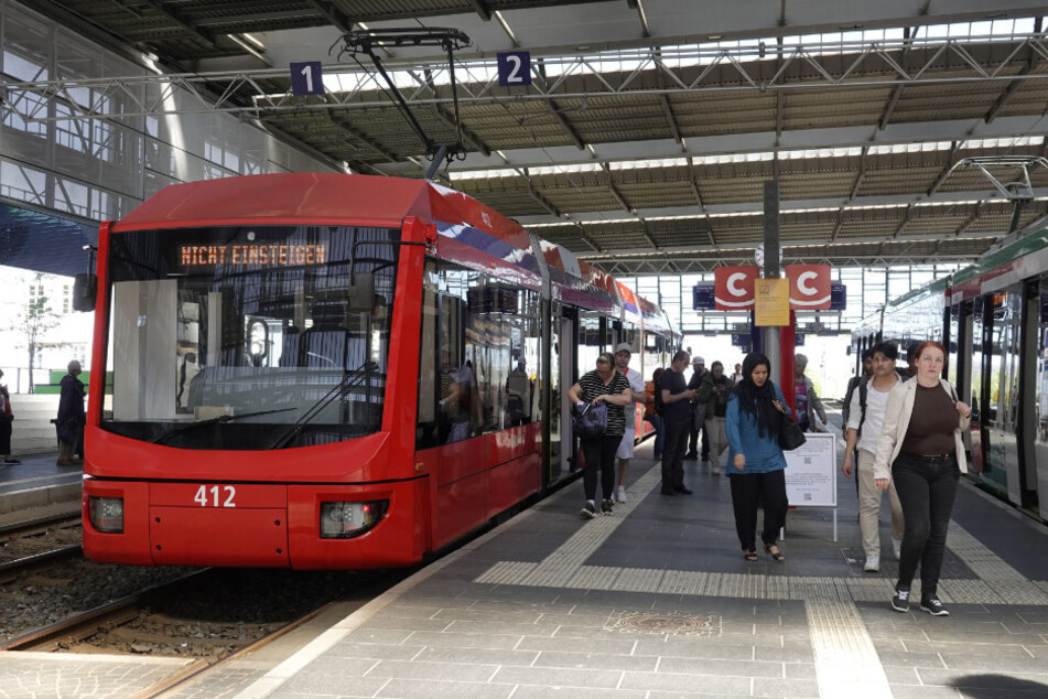 Wer sich gegenwärtig auf die City-Bahn verlässt, kommt häufig nicht vom Fleck.