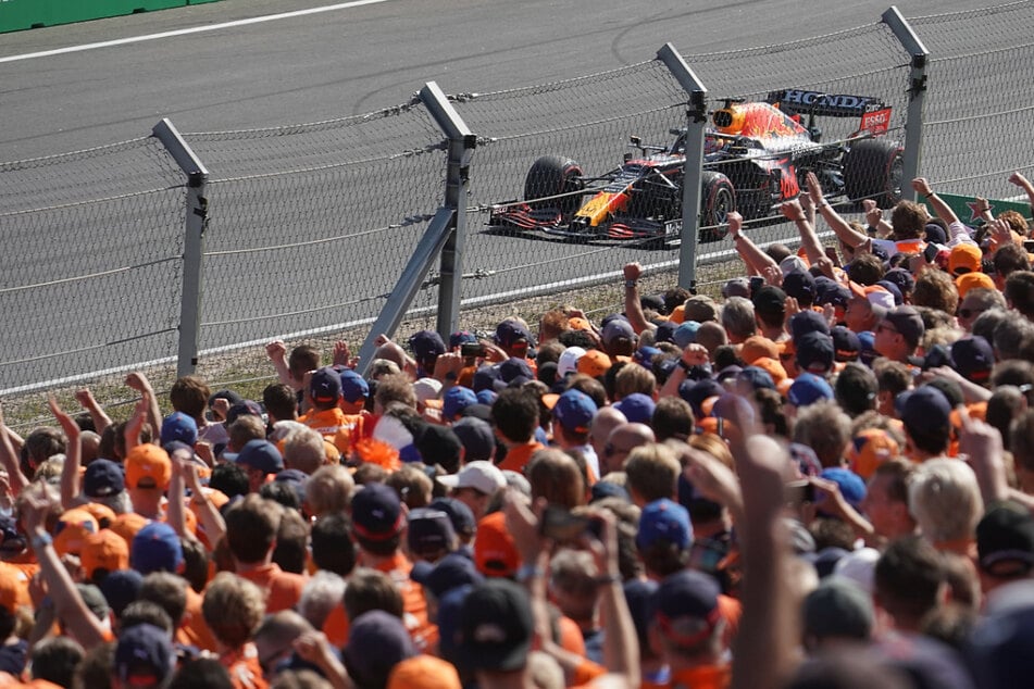 Formel 1: Glorreicher Holland-Sieg für Max Verstappen!