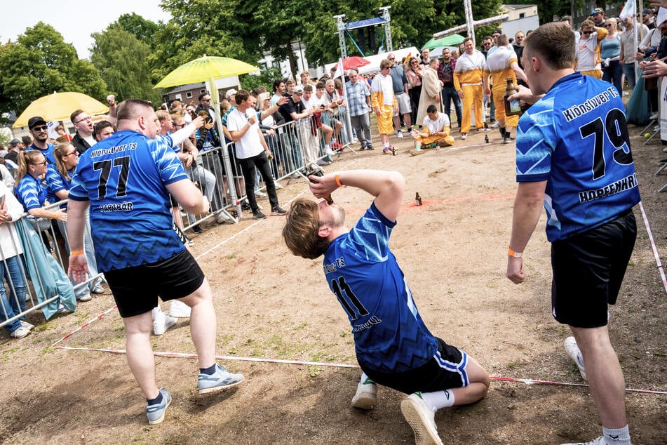 In Schleswig-Holstein blieb es am Vatertag bei Veranstaltungen wie der Flunkyball-WM weitgehend friedlich.
