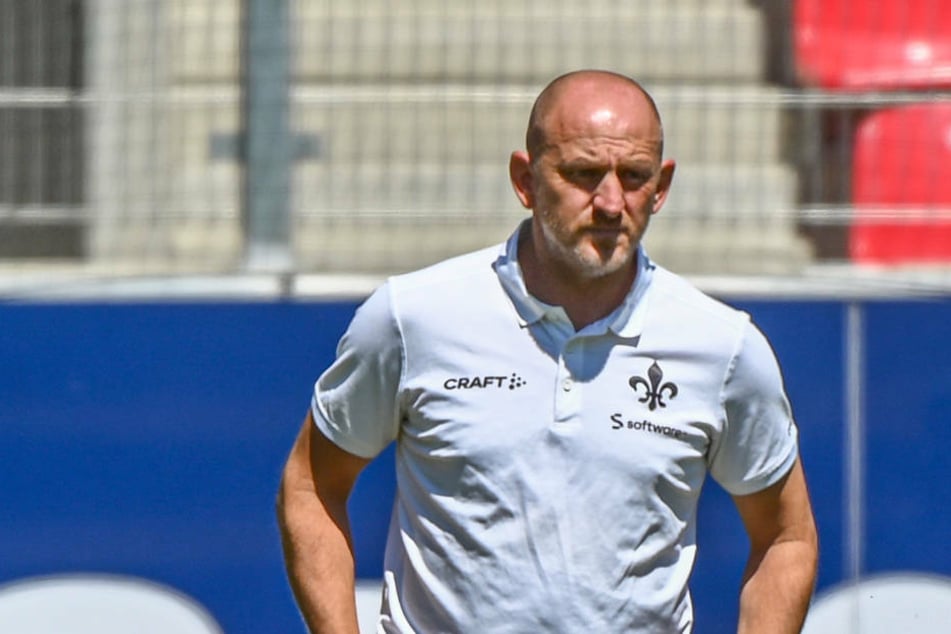 Darmstadts Trainer Thorsten Lieberknecht (48) plagen gerade einige Personalsorgen.