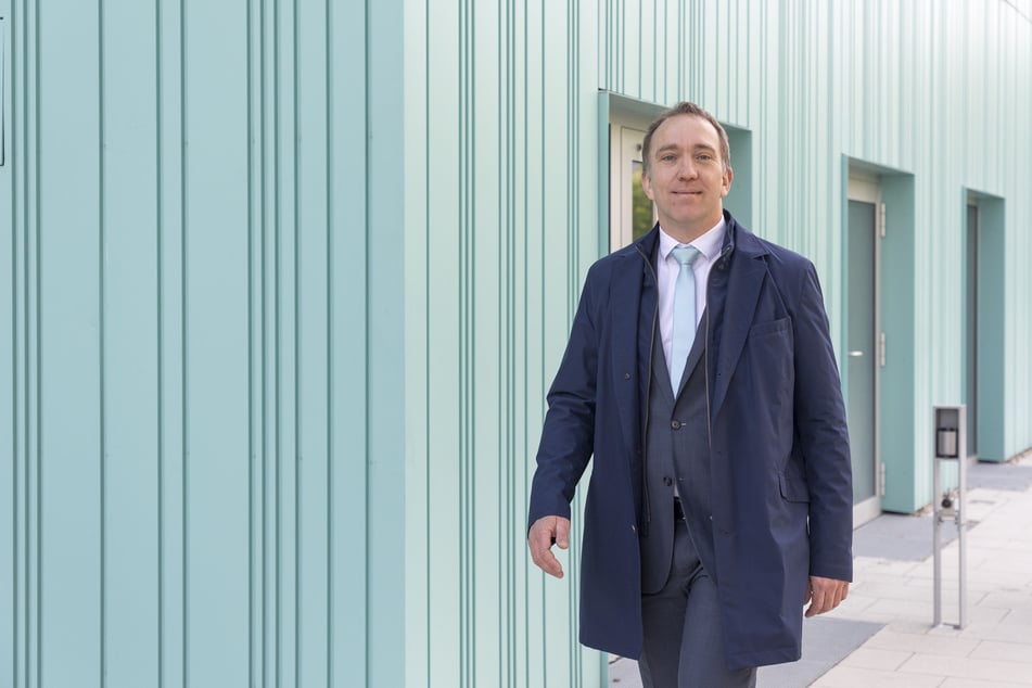 Michael Rollberg (44), Geschäftsführer des Dresdner Studentenwerks, ist mit dem SIB wegen der Lüftung auf Lösungssuche.