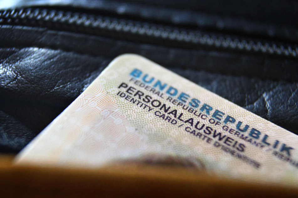 Das Terminal zur Abholung der Ausweise wird nun ein Jahr getestet. (Symbolbild)
