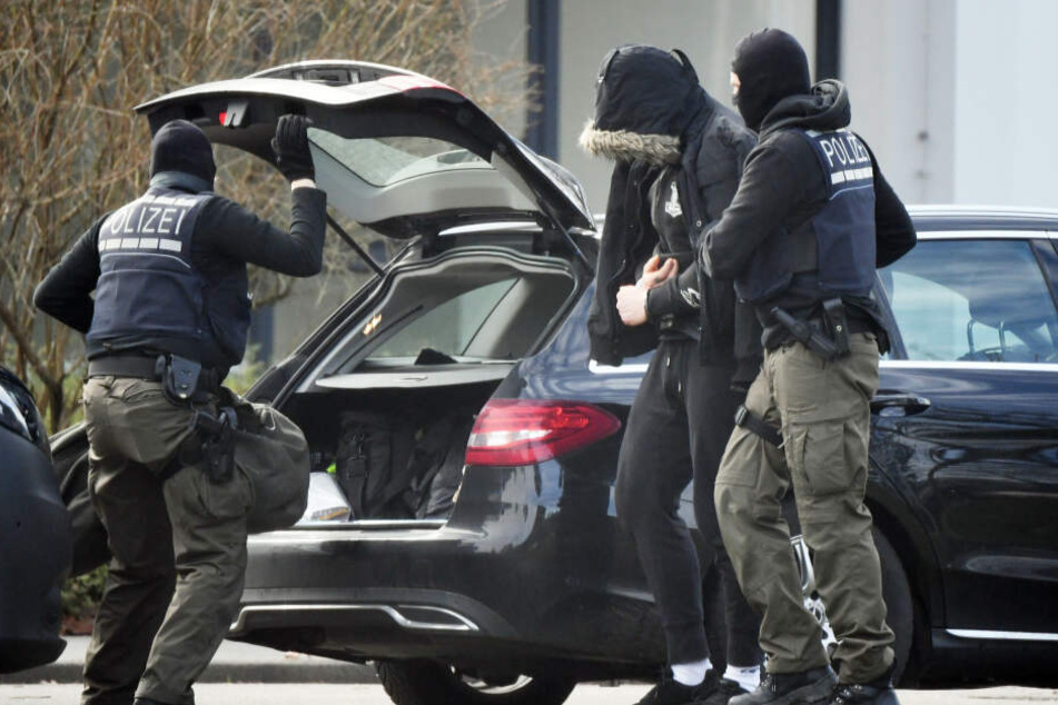 Rechte Terrorzelle gesprengt: Zwei Sachsen-Anhalter in Haft