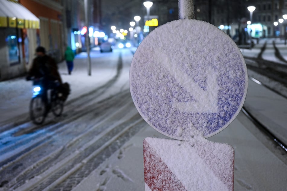 Innerhalb weniger Minuten war am Mittwochabend ganz Leipzig mit Schnee bedeckt.