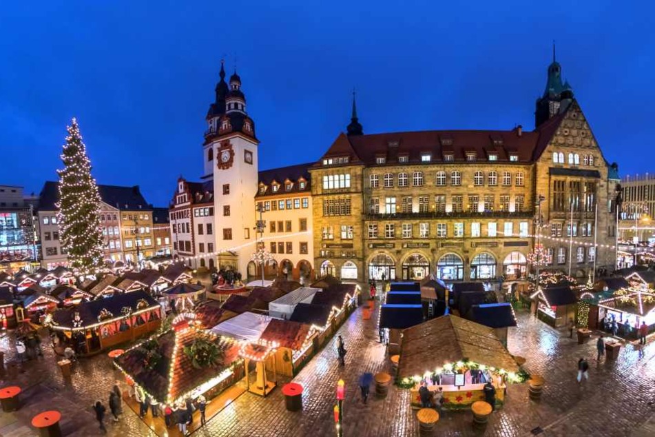 Ein Bummel über den Chemnitzer Weihnachtsmarkt macht rund 4200 Schritte und 150 verbrannte Kalorien.