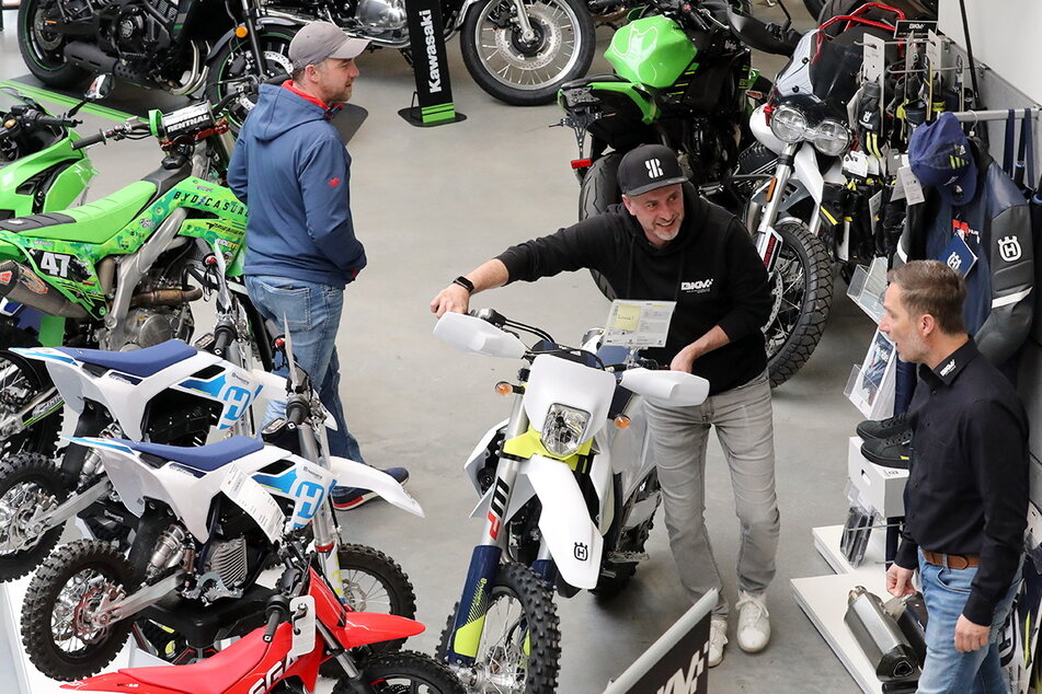 Aber auch viele andere bekannte Marken verkauft das BKM Motorradcenter.