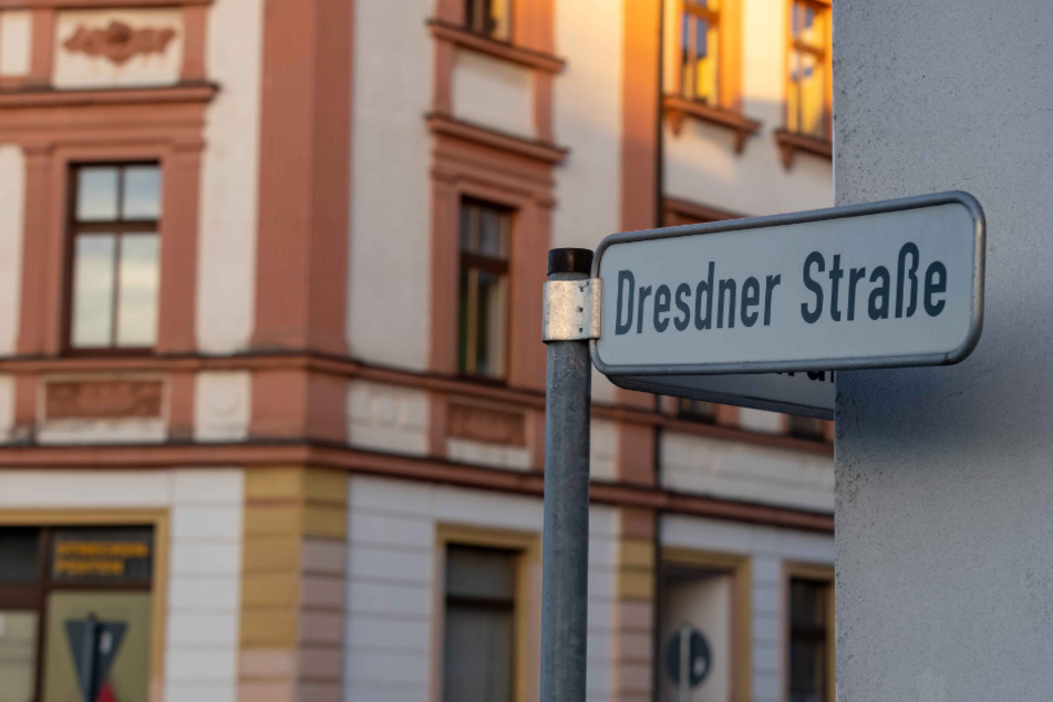 Die Beamten wurden auf den Raser in der Dresdner Straße aufmerksam.
