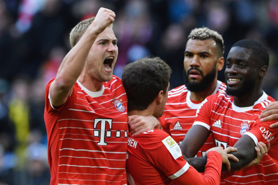 Klarer Sieg gegen Dortmund: Der FC Bayern ist wieder Tabellenführer!
