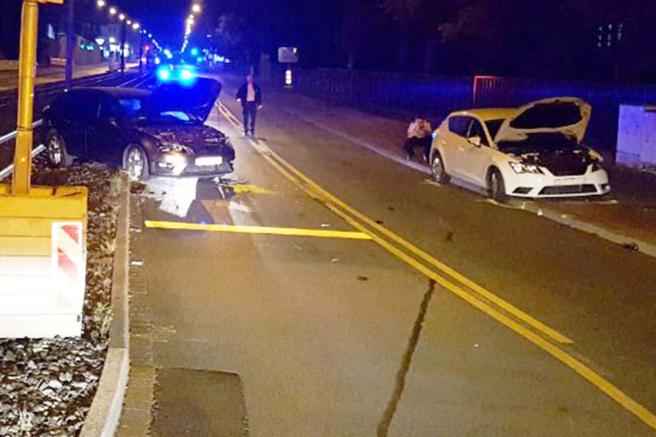 Die beiden Seats krachten frontal ineinander. Beide Fahrer waren schwer verletzt.
