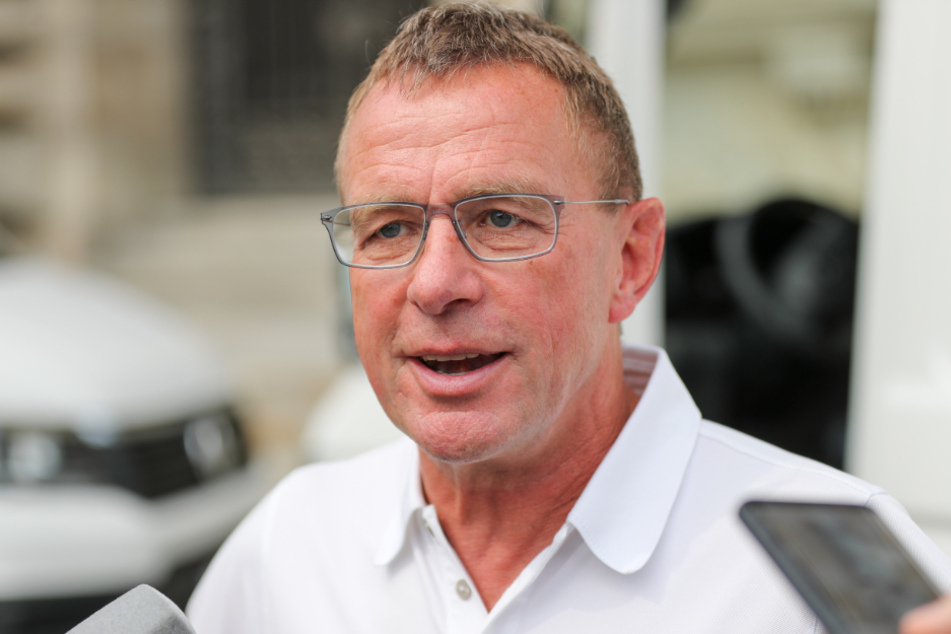Ralf Rangnick (62) wird als möglicher Löw-Nachfolger gehandelt, auch wenn er die Spekulationen als "Unsitte" empfindet.