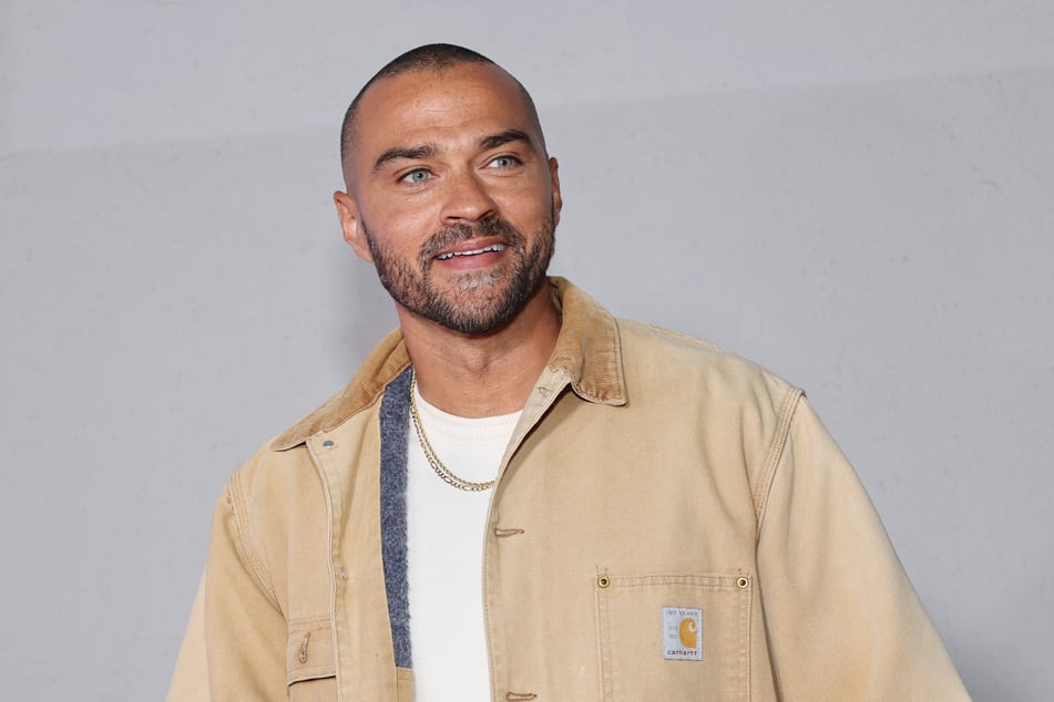 Ihn kennen wohl die meisten als Dr. Jackson Avery aus der Ärzte-Serie "Grey's Anatomy" - Jesse Williams (44).