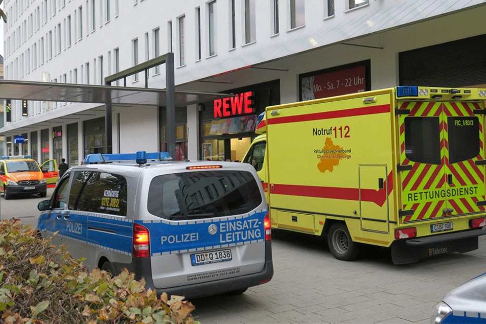 Rettungskräfte vor Ort.